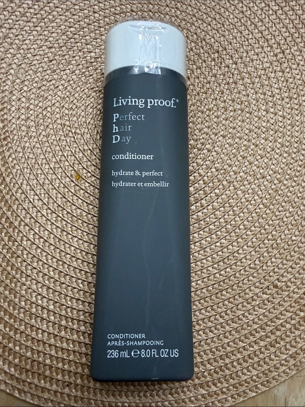 Living proof 🔥Perfect Hair Day Conditioner — Charcoal Gray & White Cap